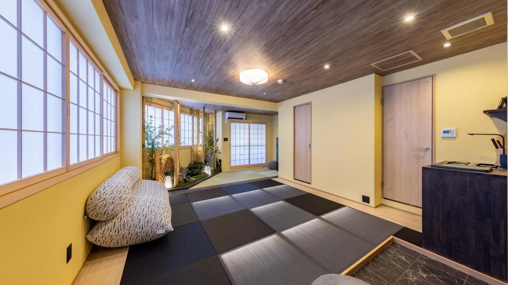 Build Japan Building 2F3F4F5F6F7F - Vacation Stay 17957 Osaka 0*,